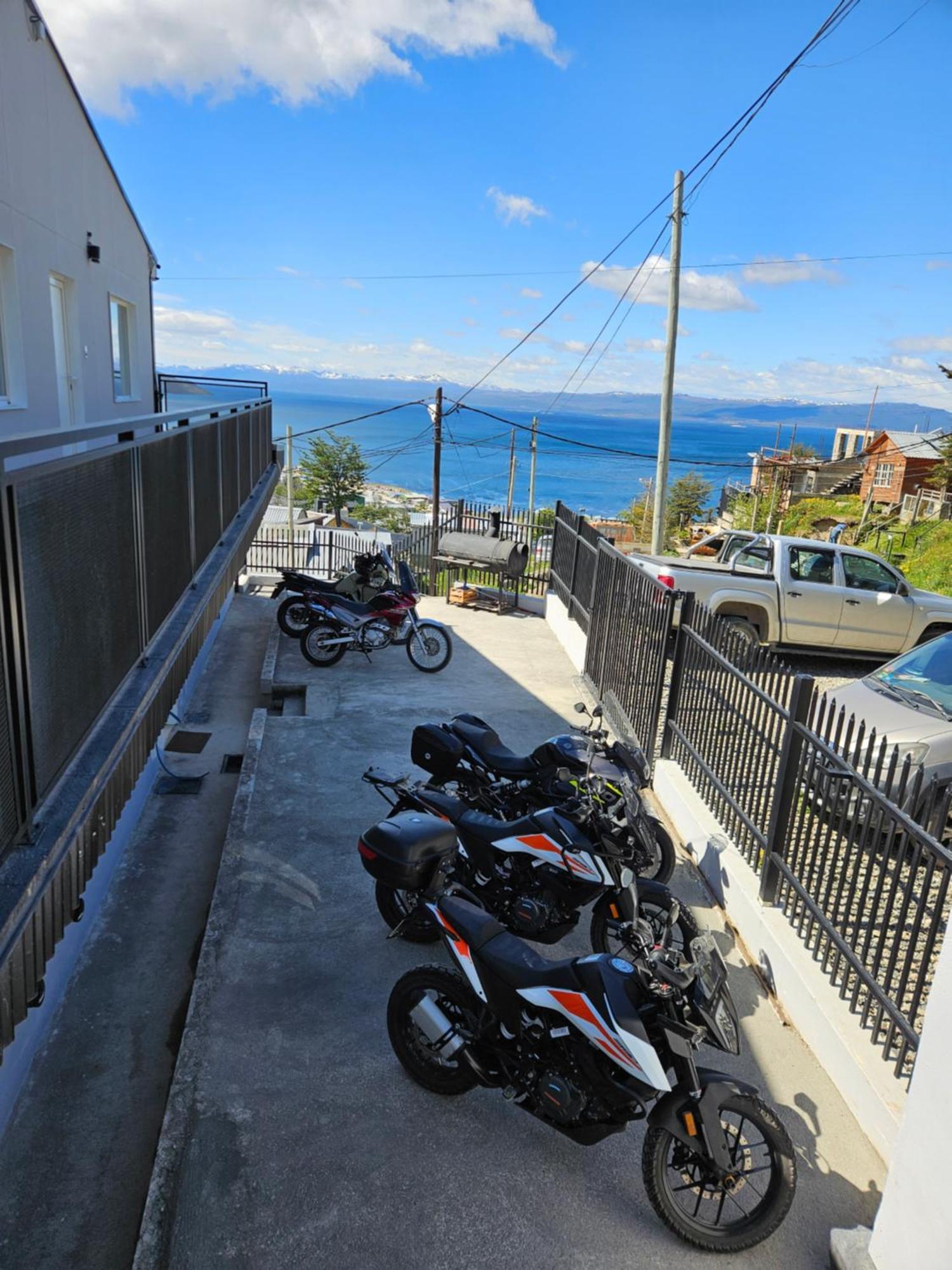 Ferienwohnung Dpto Amplio Con Vista A La Bahia Ushuaia Exterior foto