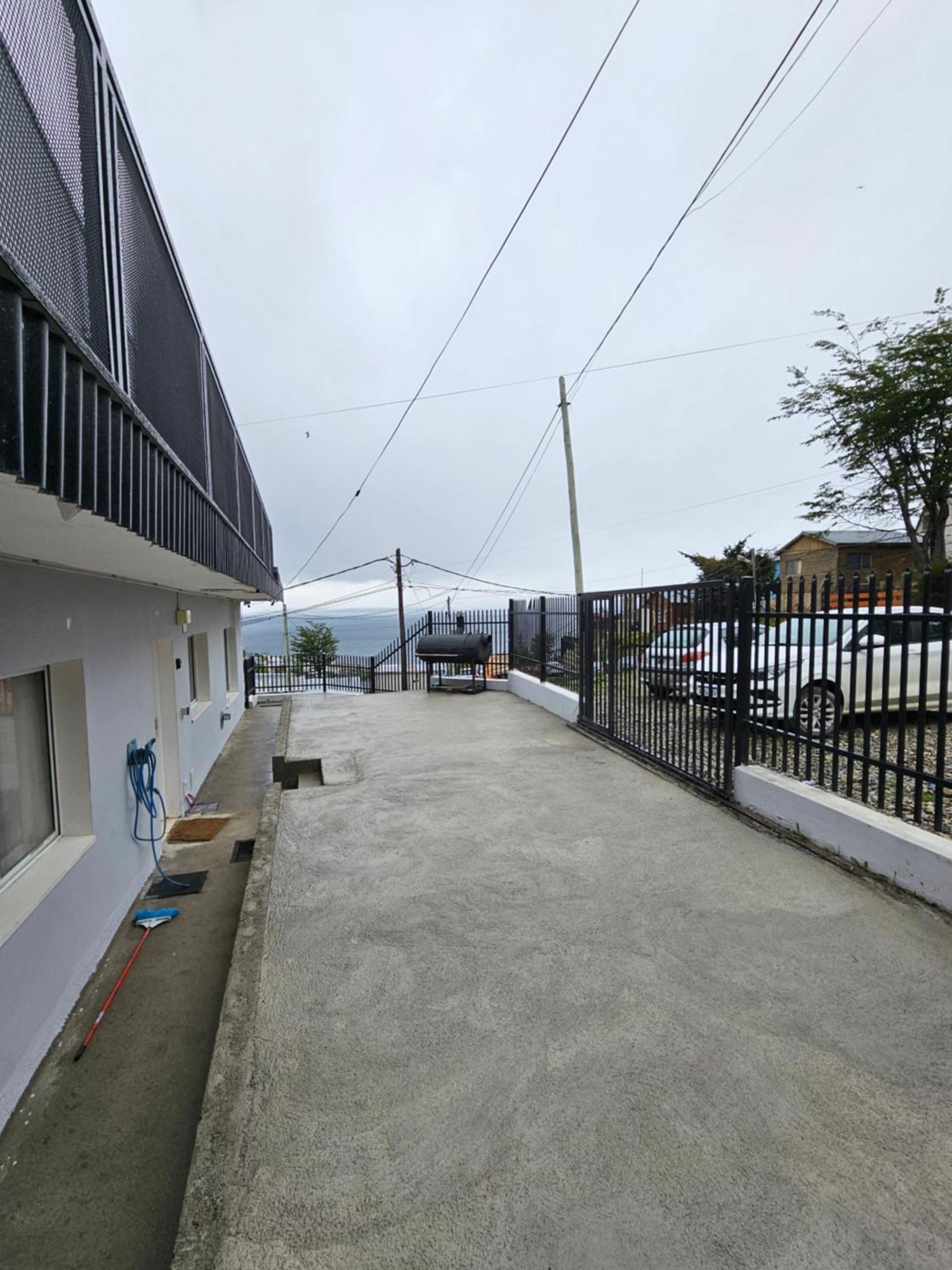 Ferienwohnung Dpto Amplio Con Vista A La Bahia Ushuaia Exterior foto