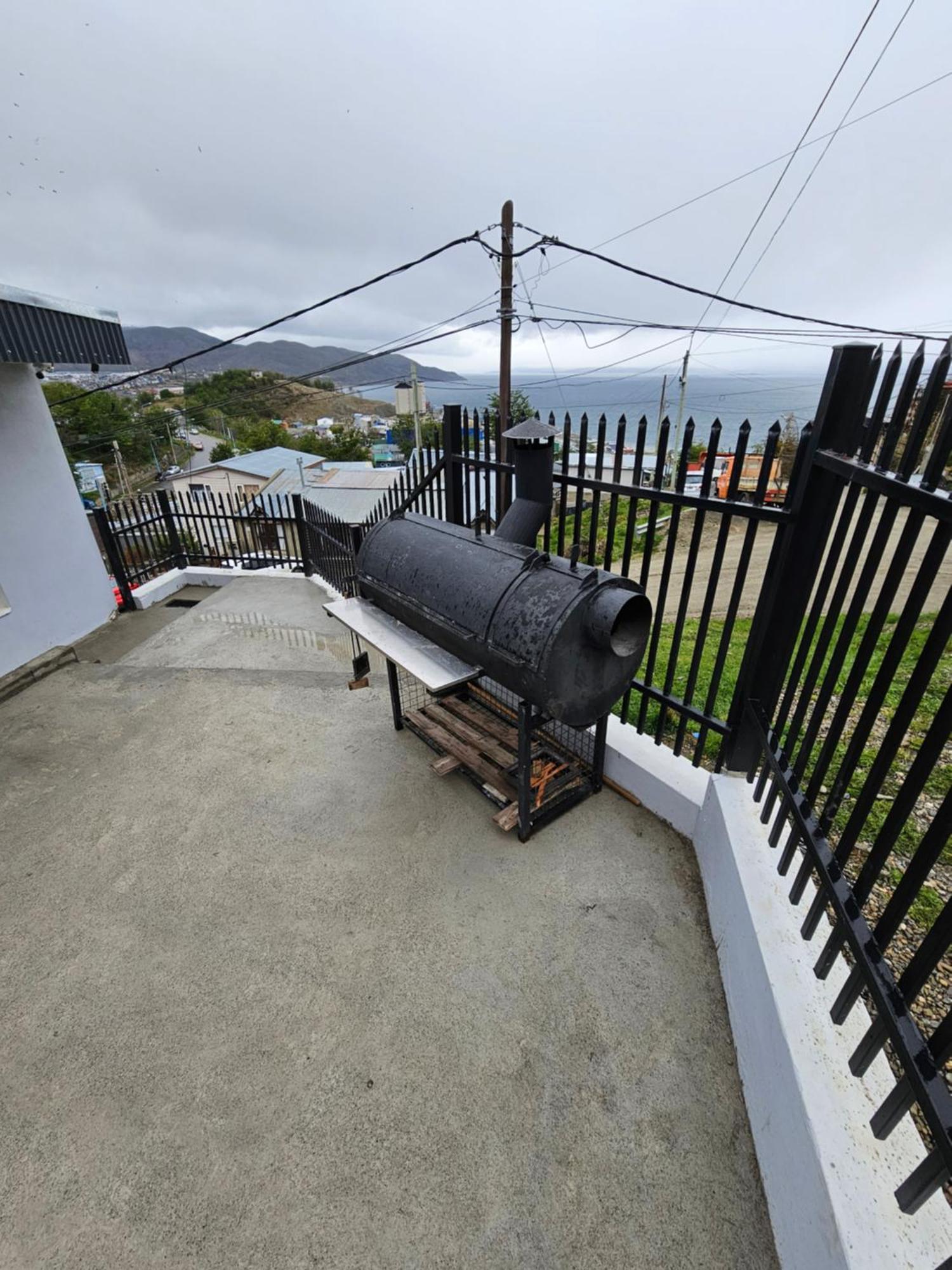 Ferienwohnung Dpto Amplio Con Vista A La Bahia Ushuaia Exterior foto